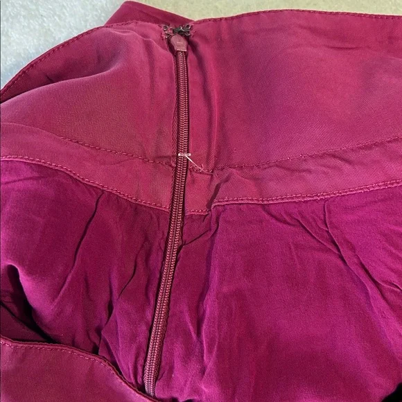 Free People 6 Skirt Raspberry Pleated Mini Skirt side zipper lined - Picture 9 of 9